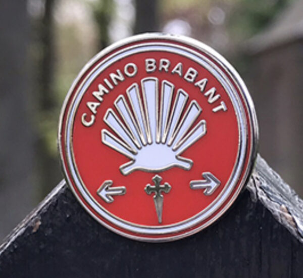 Losse Camino Brabant Pin voor op je rugzak